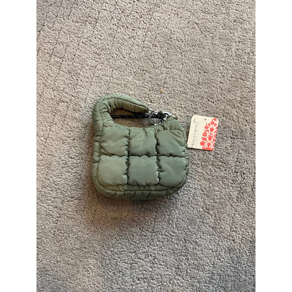 Free People Quilted Micro Pouch Mini Puff Bag Charm Coin - Picture 3 of 4